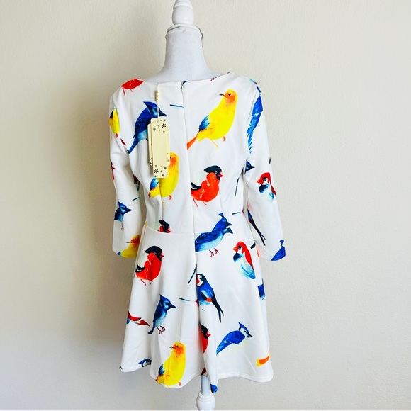 NWT White Peplum Drop Waist Multicolor Bird Print Scuba Mini Dress - Picture 4 of 10